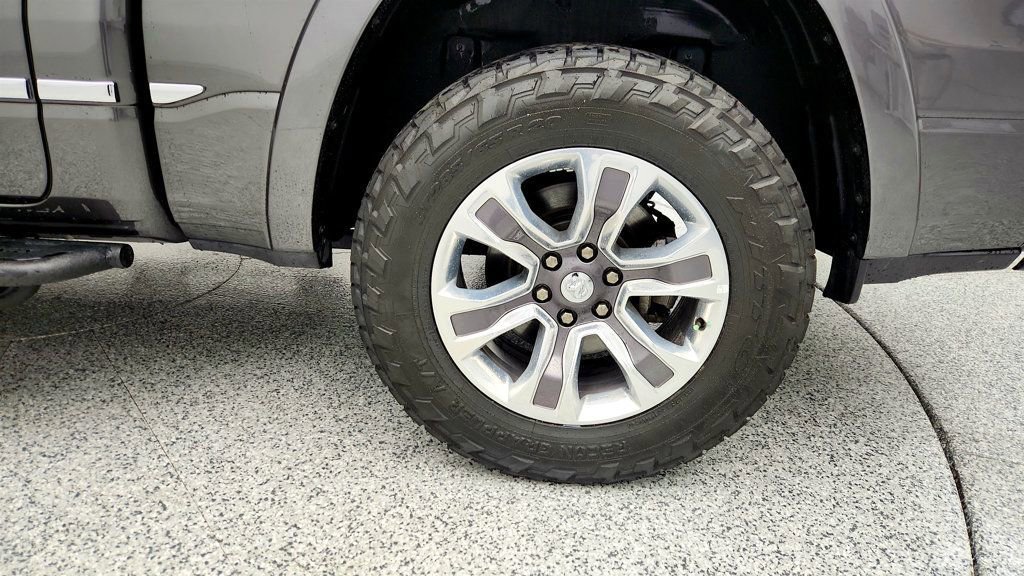 Used 2024 RAM 1500 Limited image 9