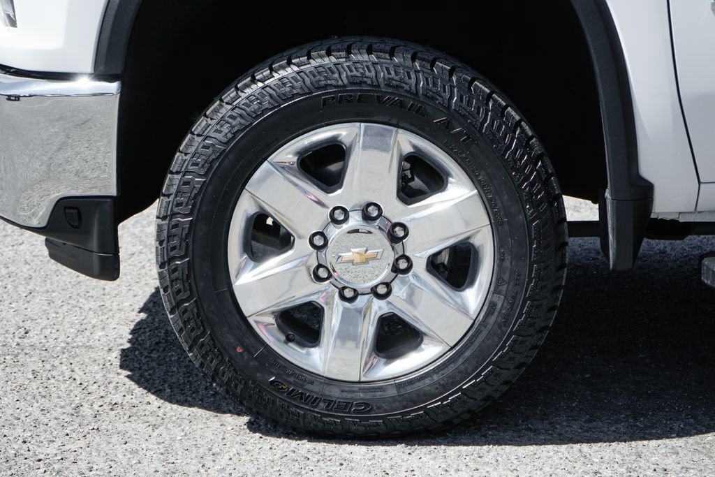 Used 2022 Chevrolet Silverado 2500 LTZ w/ LTZ Plus Package image 44