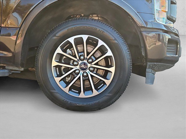 Used 2019 Ford F150 XLT w/ Equipment Group 302A Luxury RWD image 24