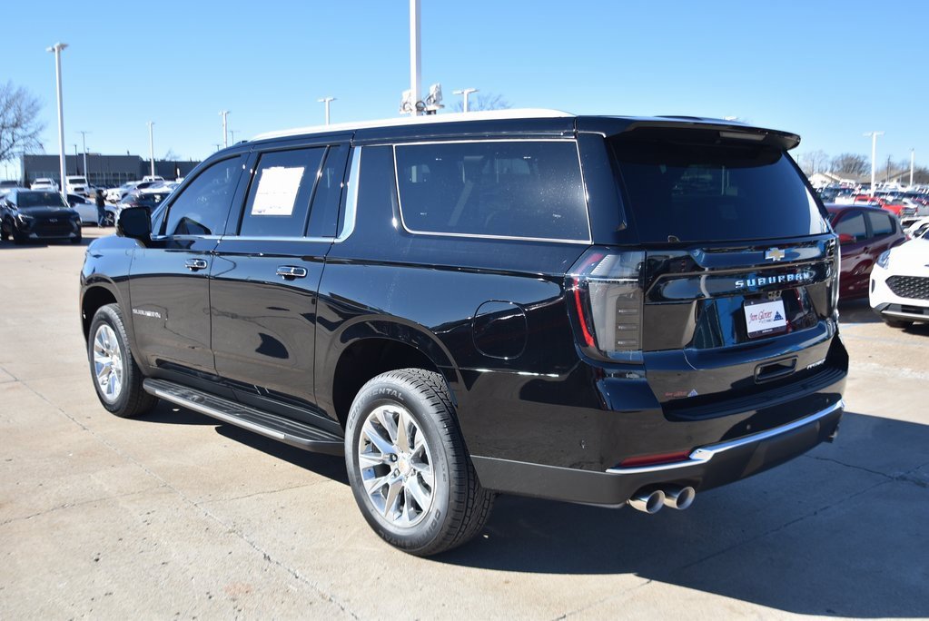 New 2026 Chevrolet Suburban Premier image 5