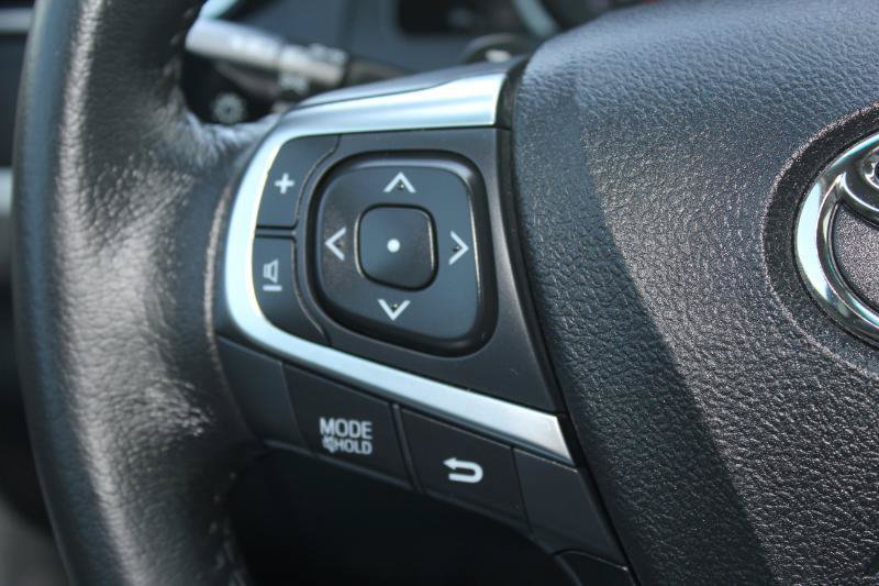 Used 2017 Toyota Camry SE FWD image 26