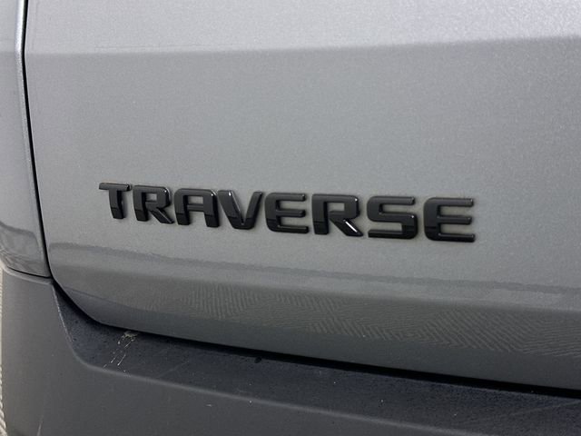 Used 2023 Chevrolet Traverse RS image 32