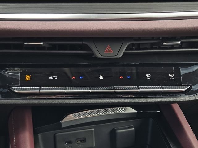 New 2026 Buick Envision Sport Touring AWD/4WD image 14