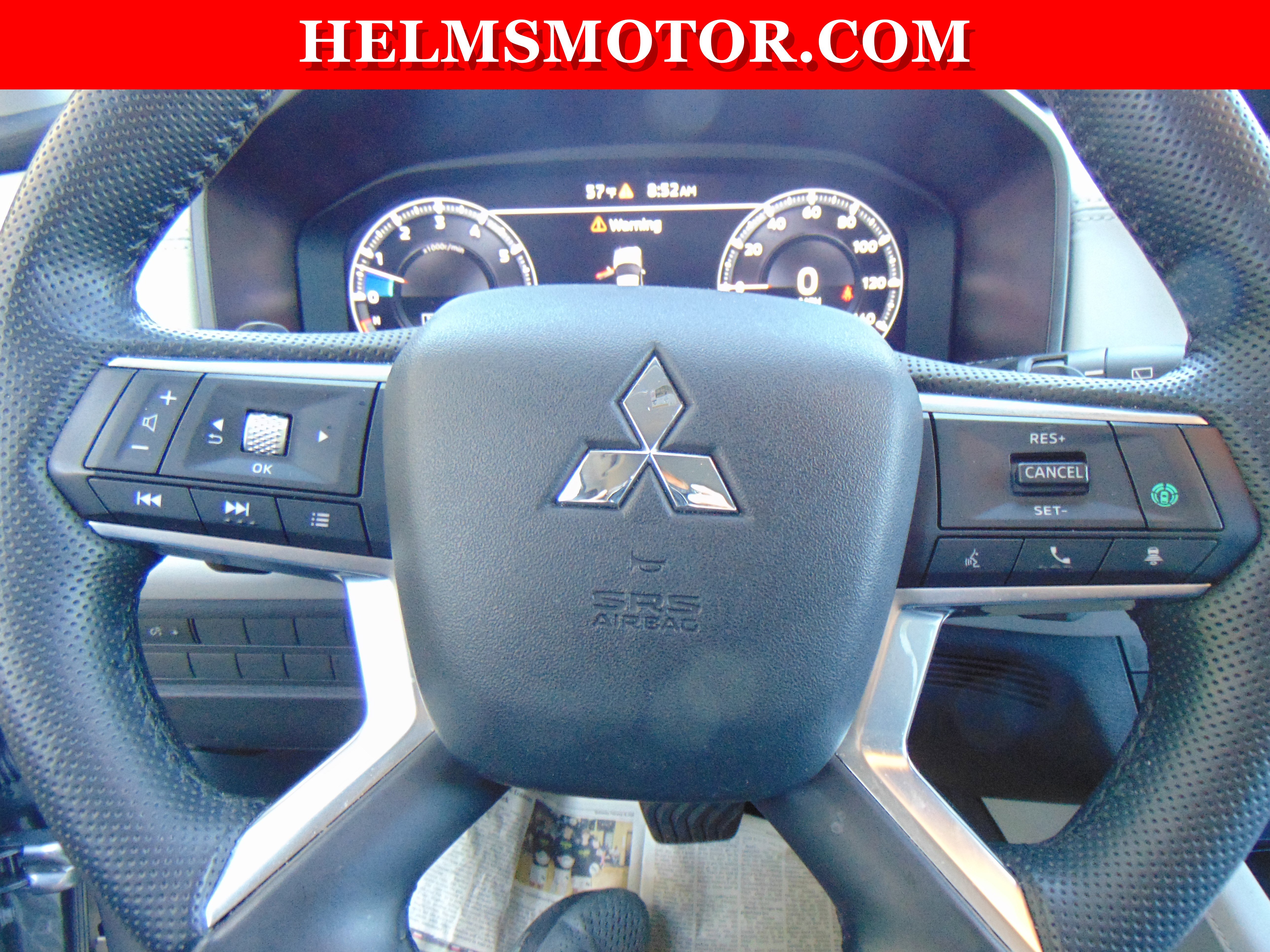 Used 2024 Mitsubishi Outlander SEL FWD image 25