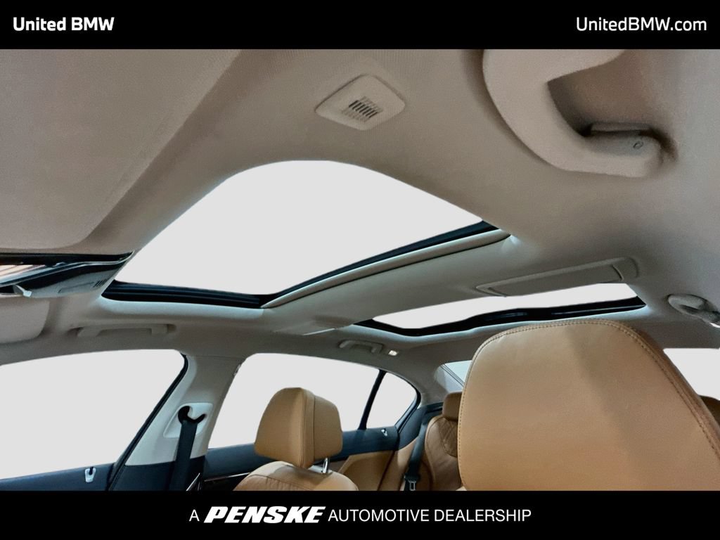 Used 2020 BMW 750i xDrive AWD/4WD image 19