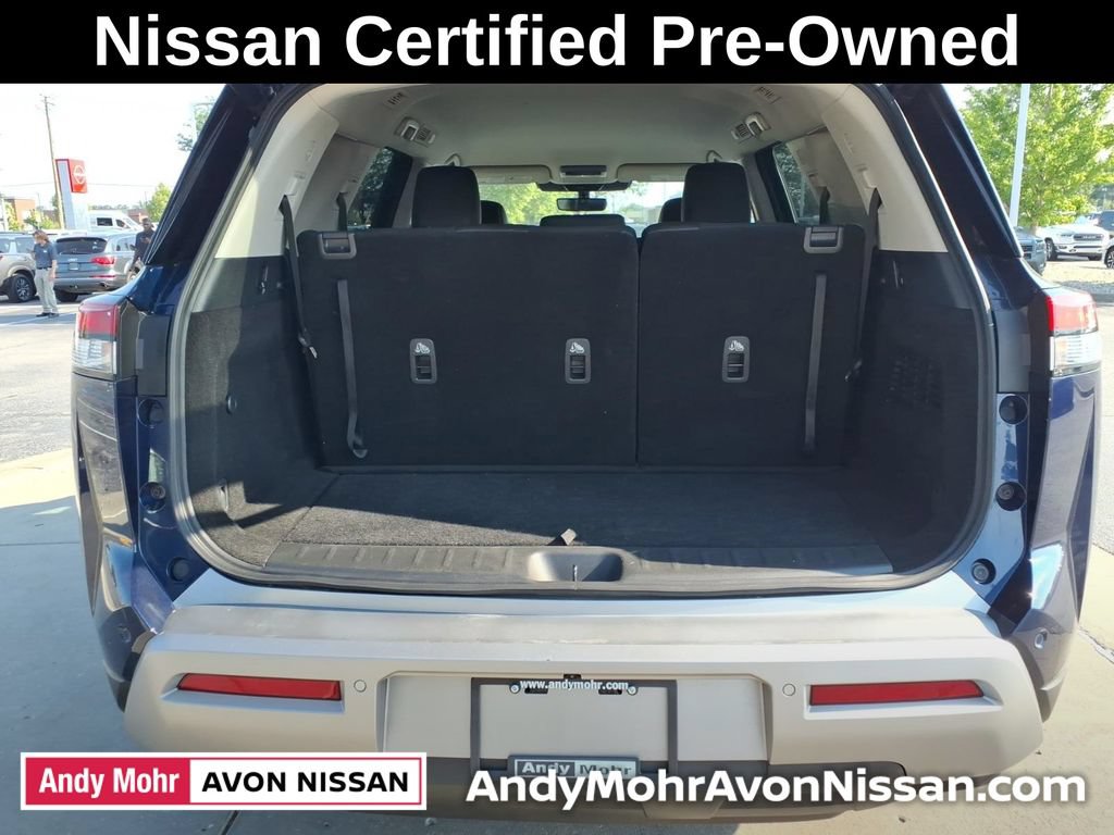 Certified 2025 Nissan Pathfinder SL FWD image 9