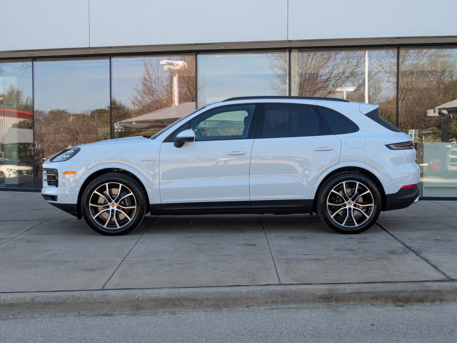 New 2026 Porsche Cayenne E-Hybrid image 2