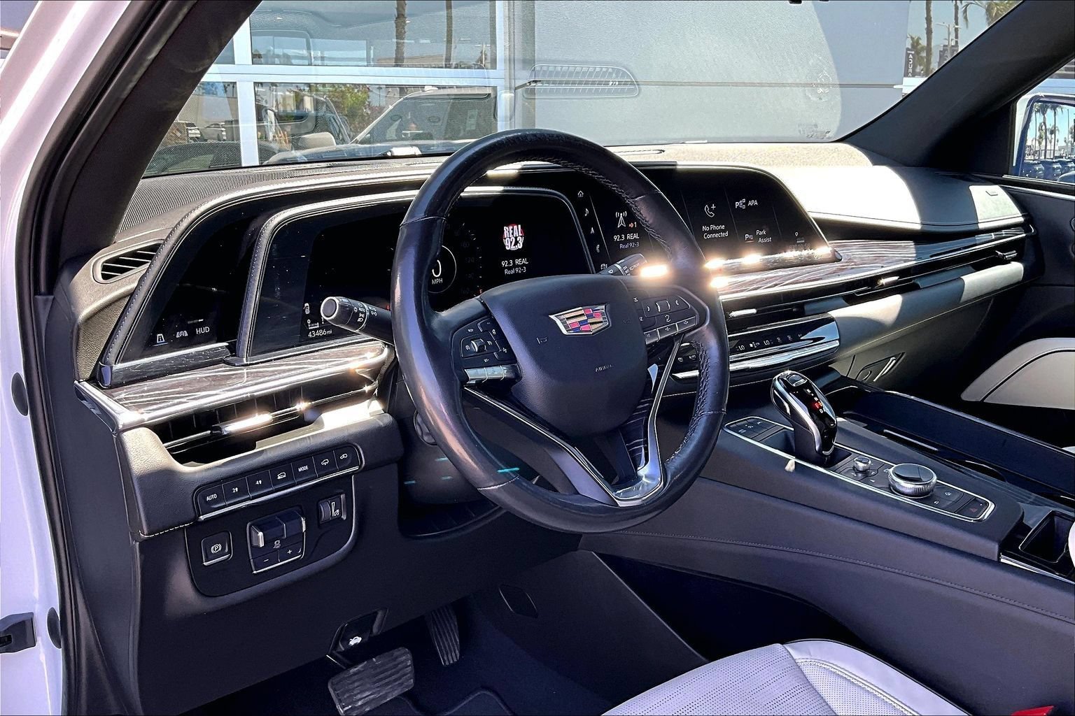 Used 2021 Cadillac Escalade ESV Sport w/ Driver Assist Tech Package AWD/4WD image 14