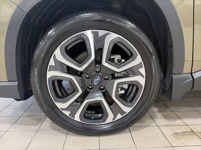 New 2024 Subaru Ascent Touring image 22