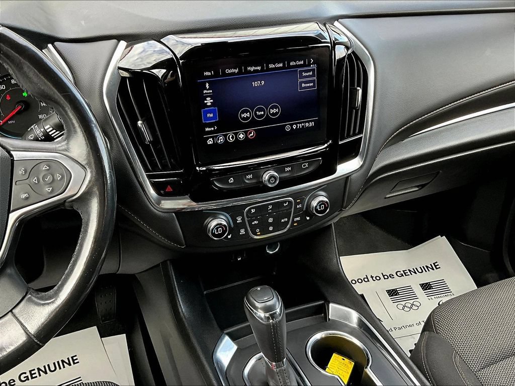 Used 2020 Chevrolet Traverse LT AWD/4WD image 11