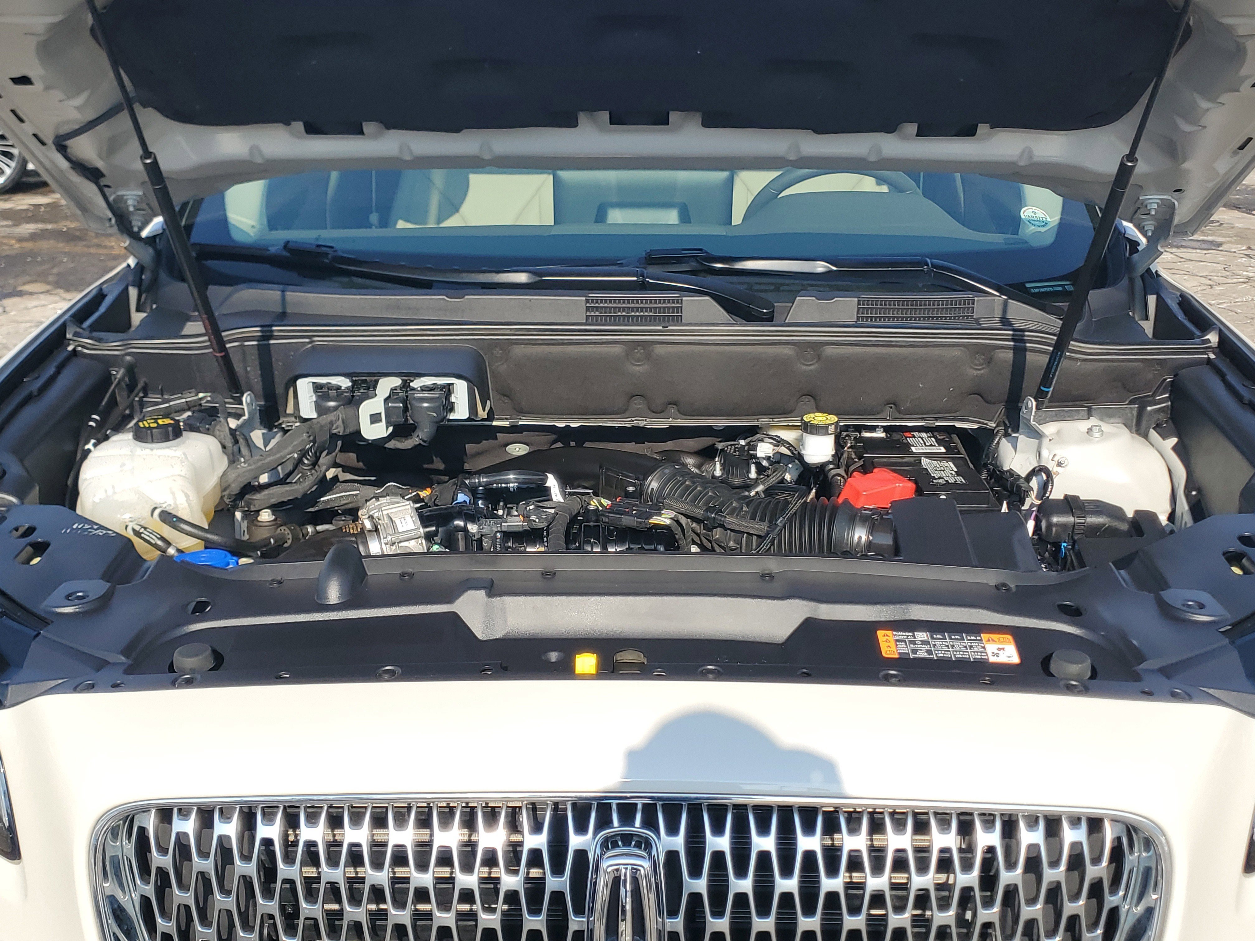 Certified 2023 Lincoln Nautilus Reserve w/ Equipment Group 201A image 8