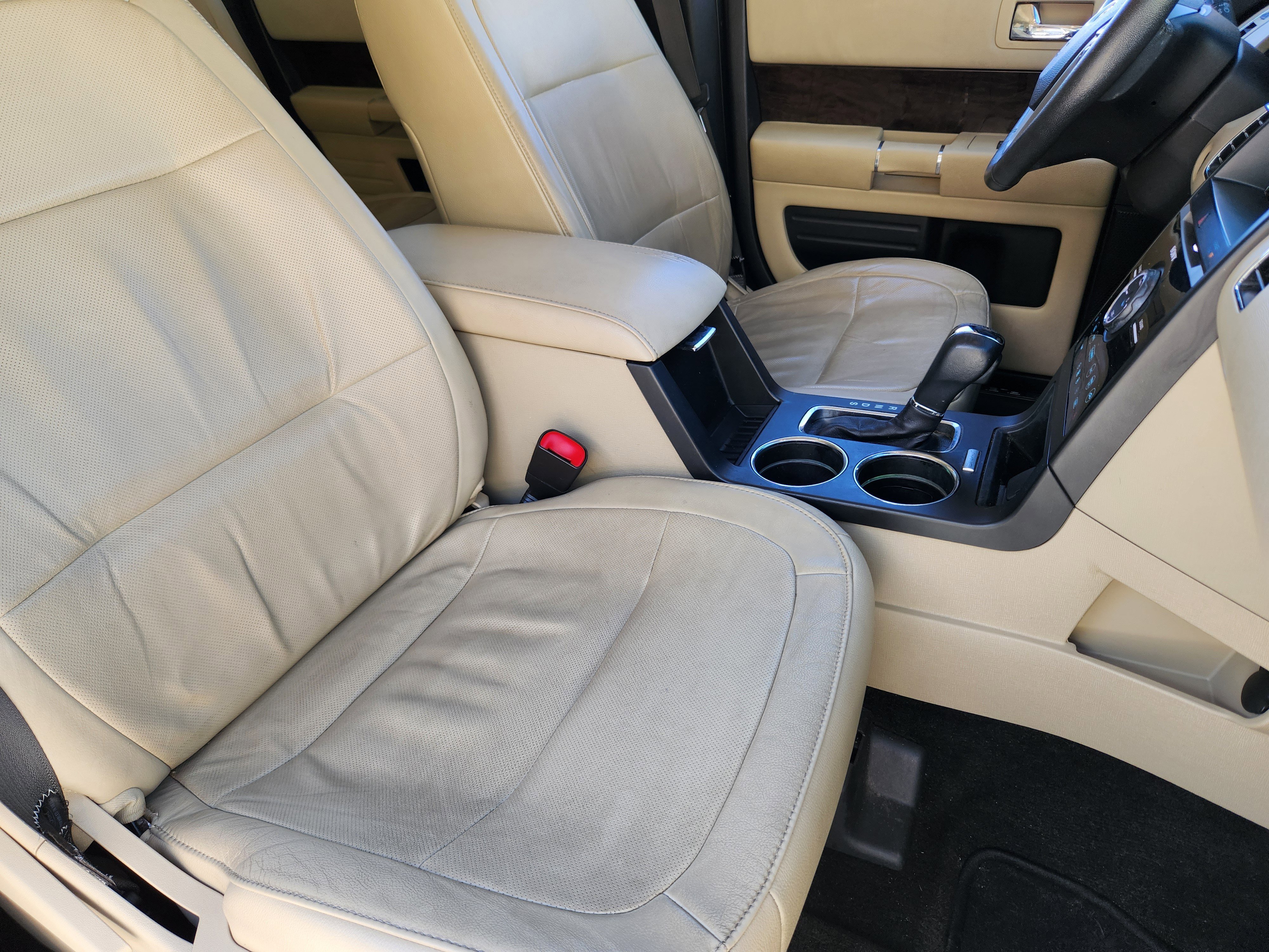 Used 2019 Ford Flex Limited image 17