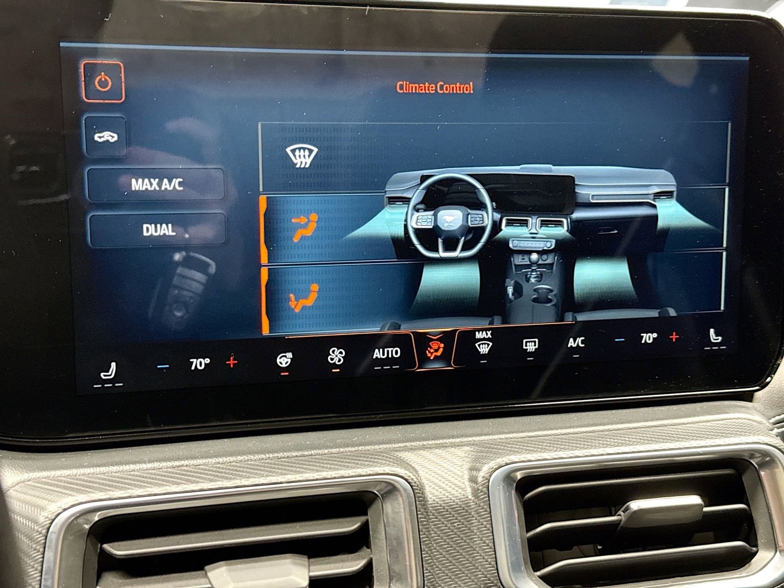 Used 2024 Ford Mustang GT Premium image 19