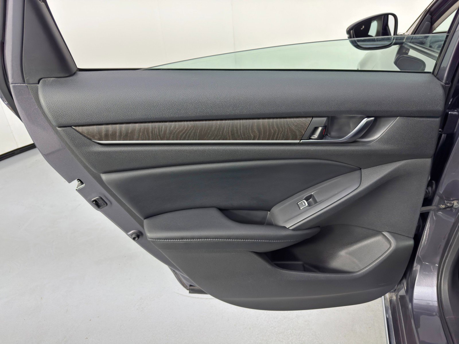 Used 2018 Honda Accord EX-L image 43