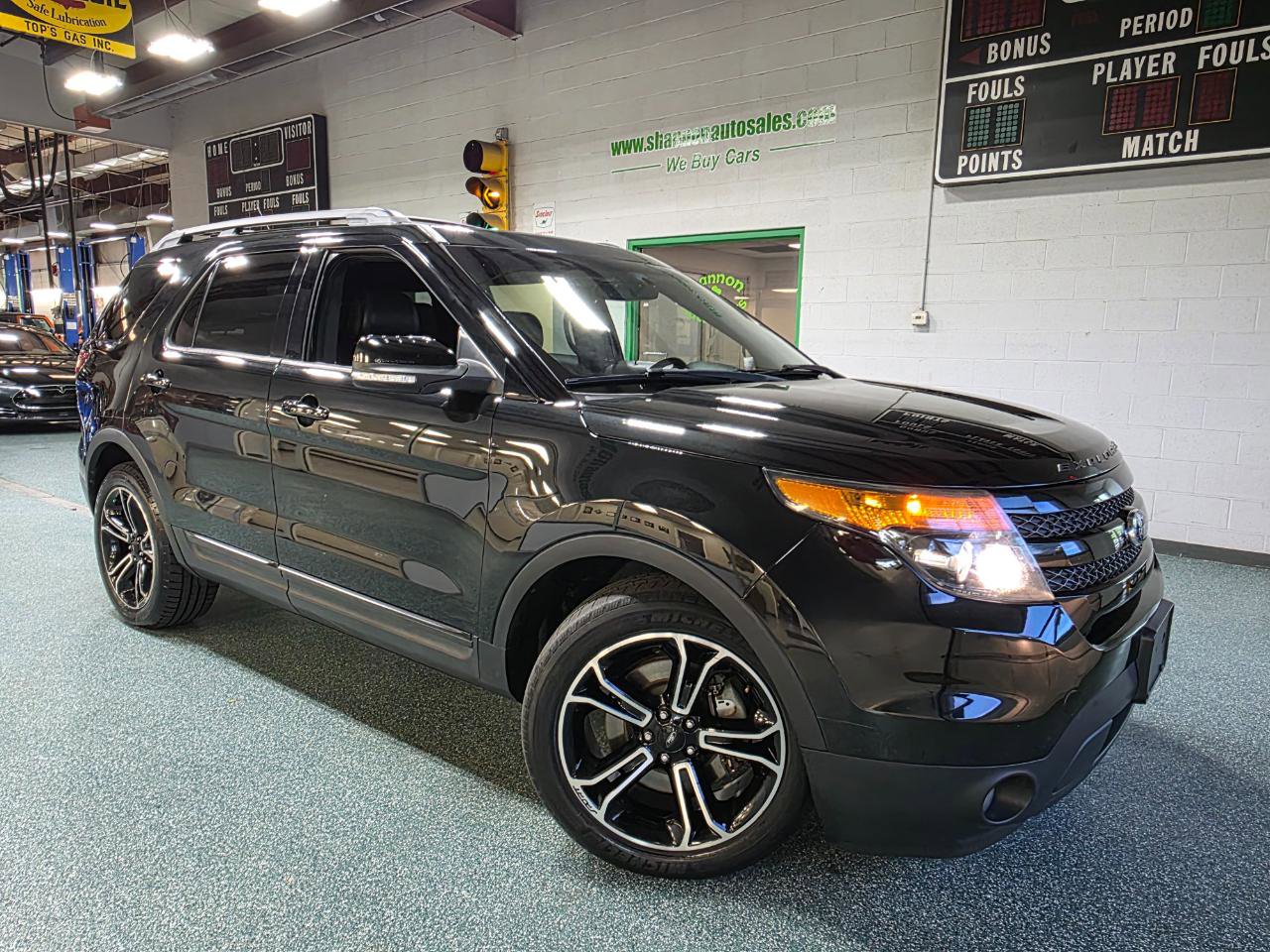 Used 2015 Ford Explorer Sport w/ Equipment Group 401A AWD/4WD image 14