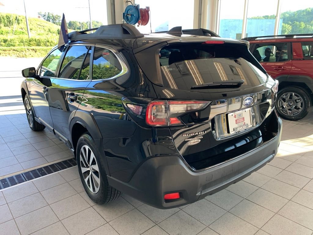 Certified 2023 Subaru Outback Premium AWD/4WD image 14