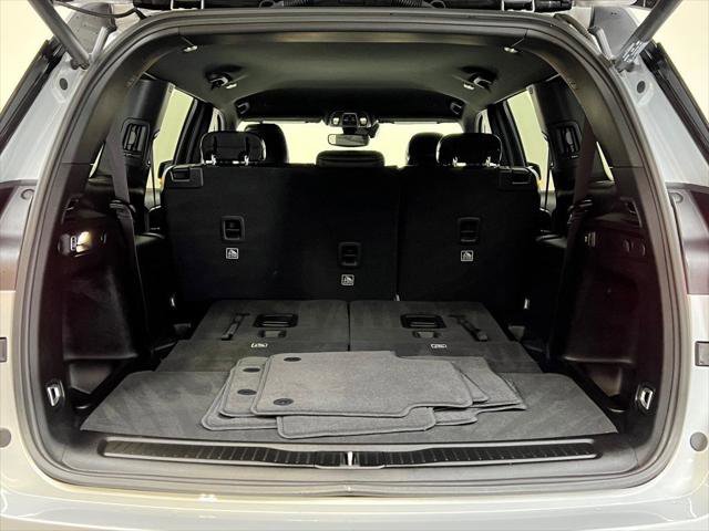 Certified 2024 Jeep Grand Cherokee L Laredo image 10