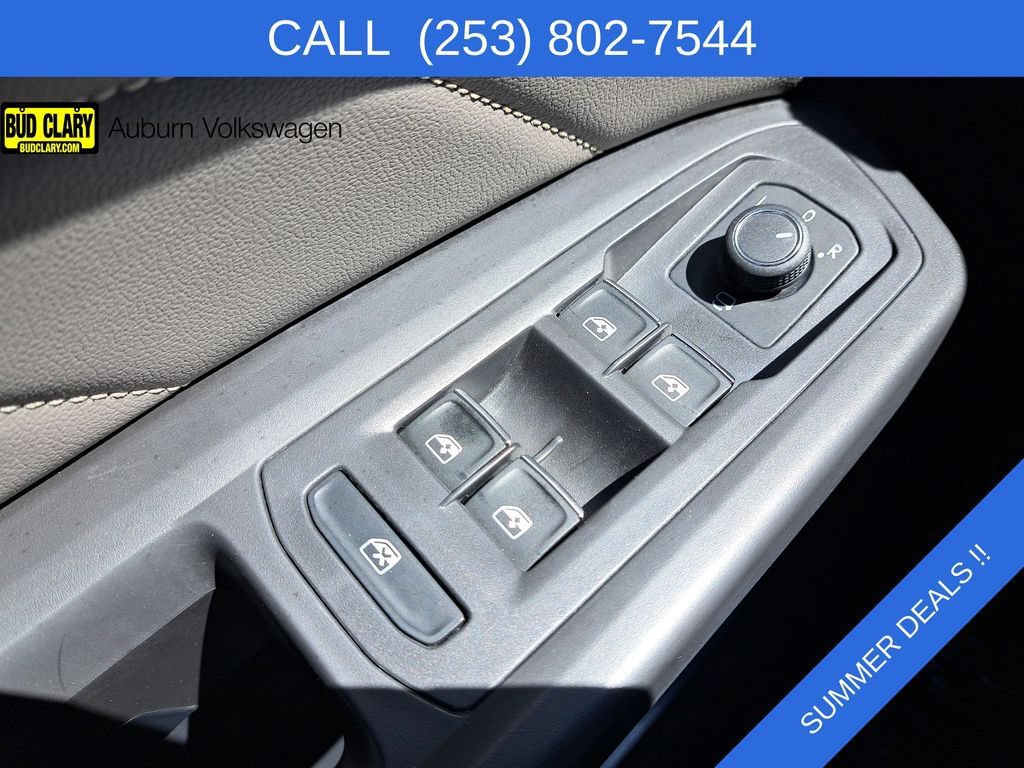 Used 2023 Volkswagen Atlas SEL Premium AWD/4WD image 25