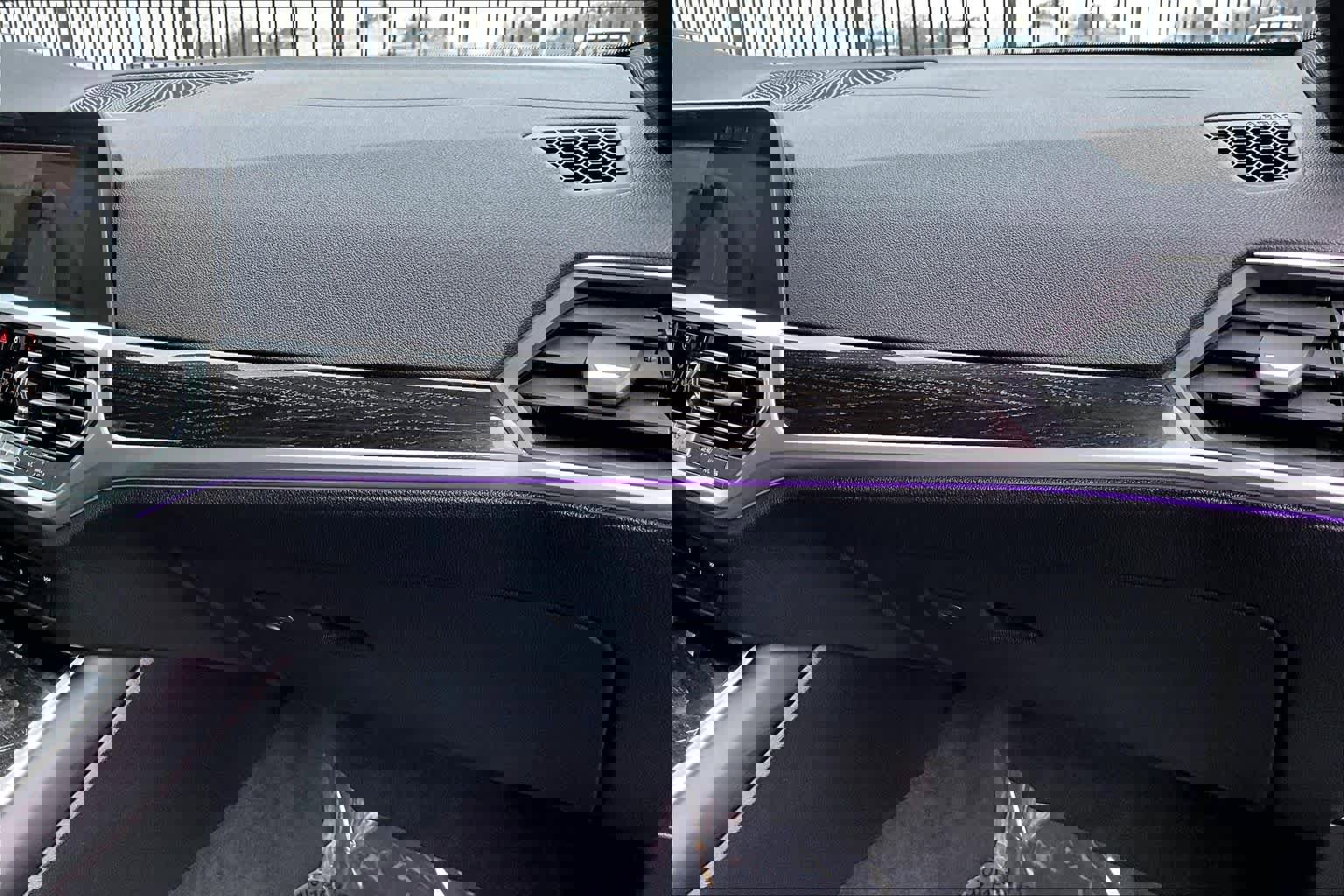 Used 2021 BMW 330i Sedan w/ M Sport Package image 17