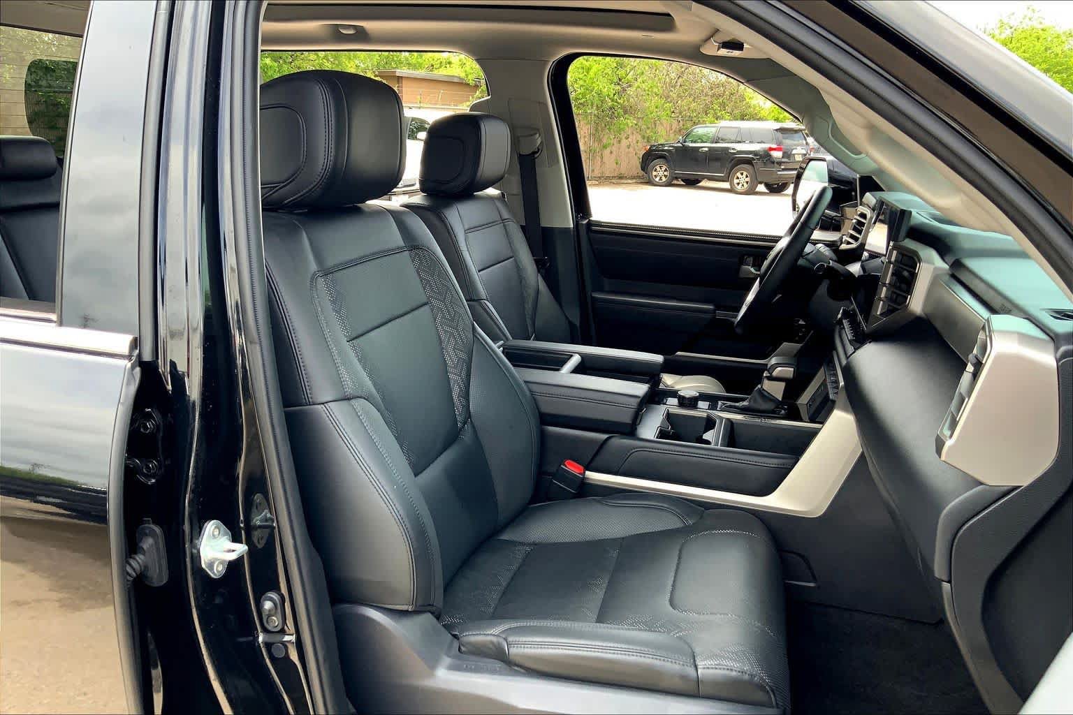 Used 2023 Toyota Tundra Limited w/ Power Package RWD image 9