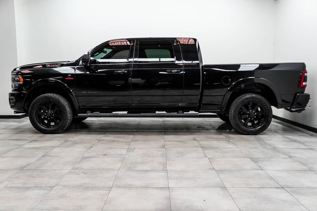 Used 2019 RAM 3500 Laramie w/ Black Appearance Package AWD/4WD image 8