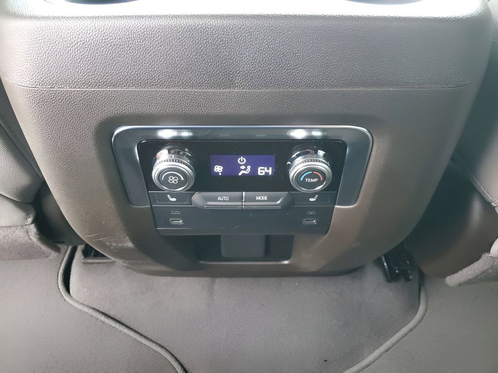 New 2026 GMC Yukon XL Elevation AWD/4WD image 21