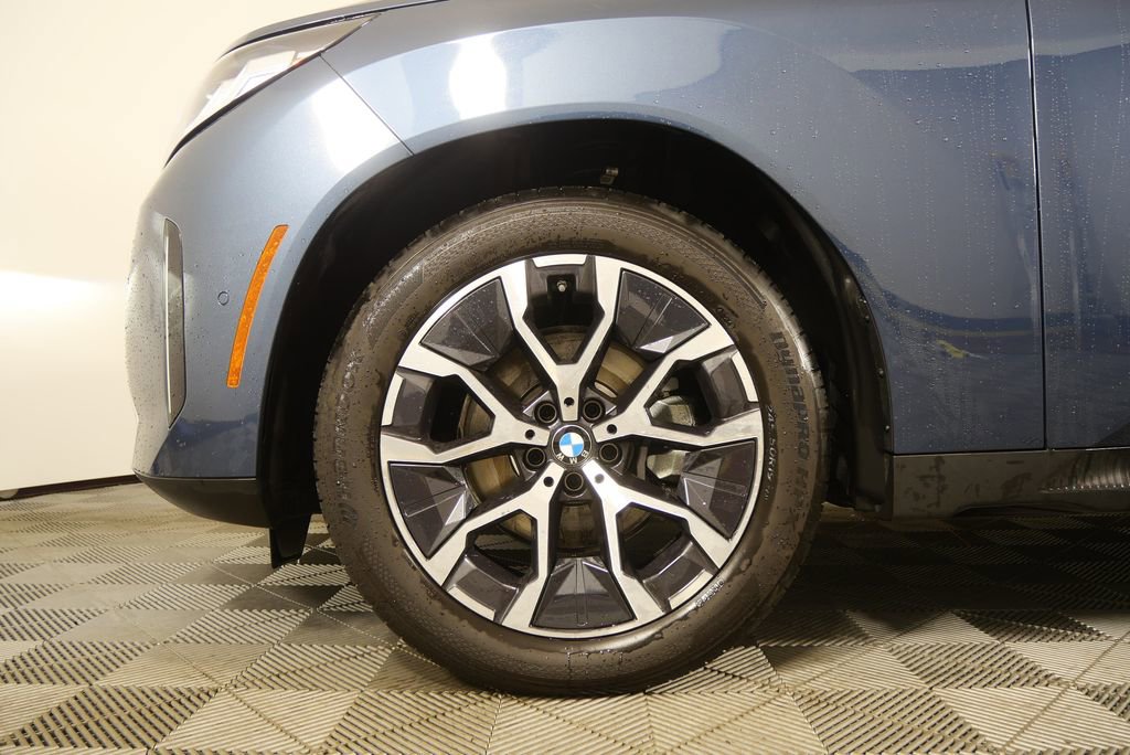 Certified 2025 BMW X3 xDrive30i image 7