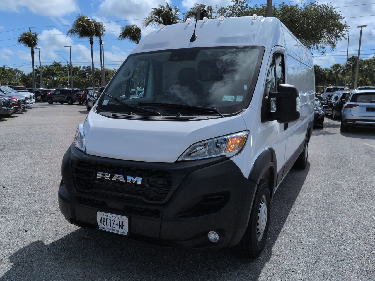 Used 2025 RAM ProMaster 3500 w/ Convenience Group FWD image 9