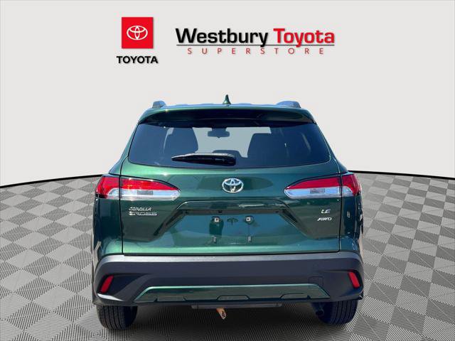 Certified 2022 Toyota Corolla Cross LE AWD/4WD image 7