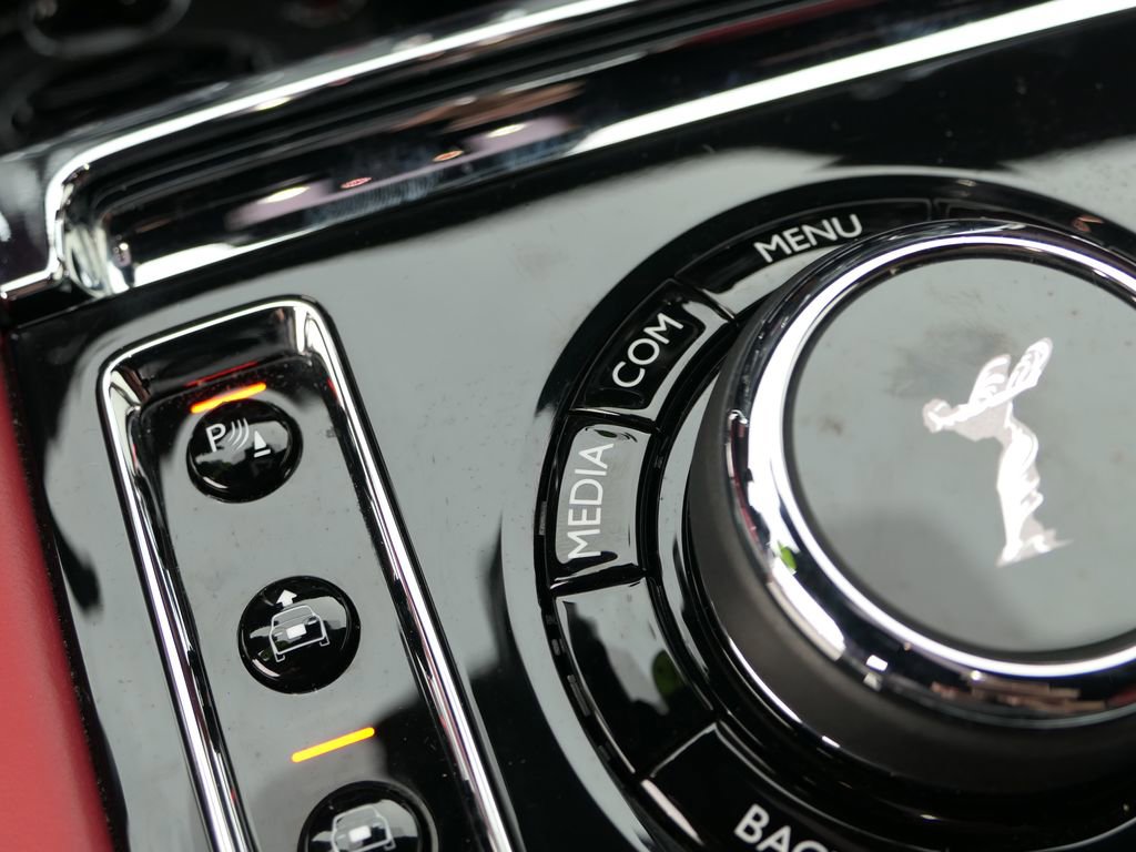 Used 2022 Rolls-Royce Cullinan AWD/4WD image 24
