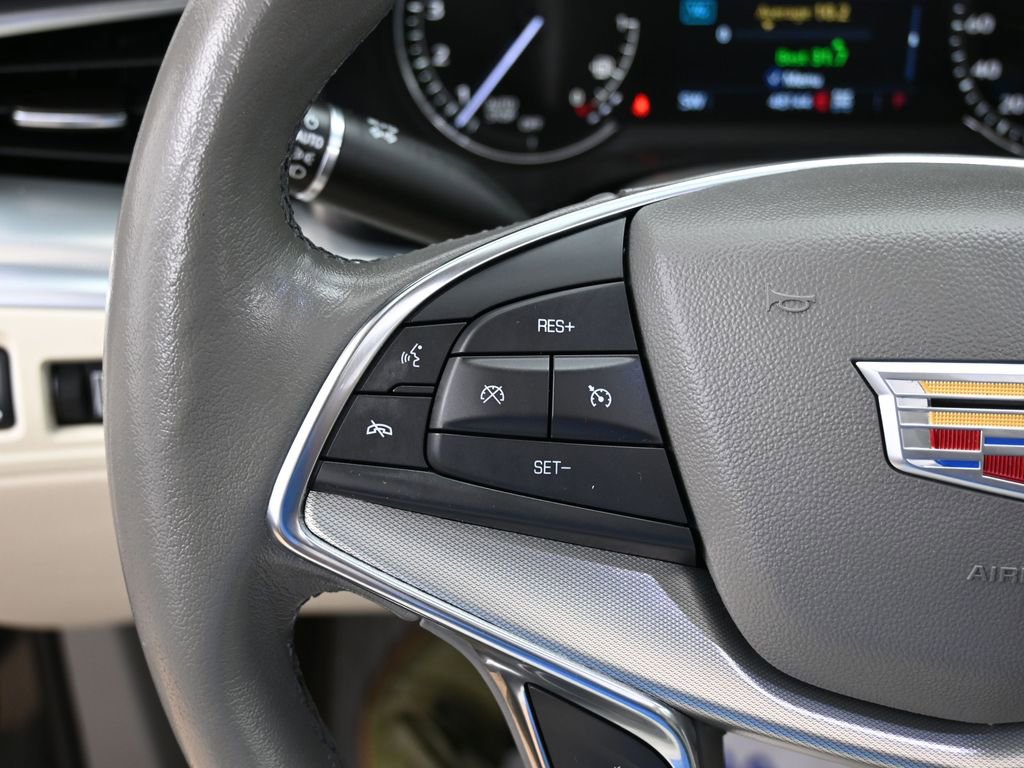 Used 2021 Cadillac XT5 Premium Luxury image 19