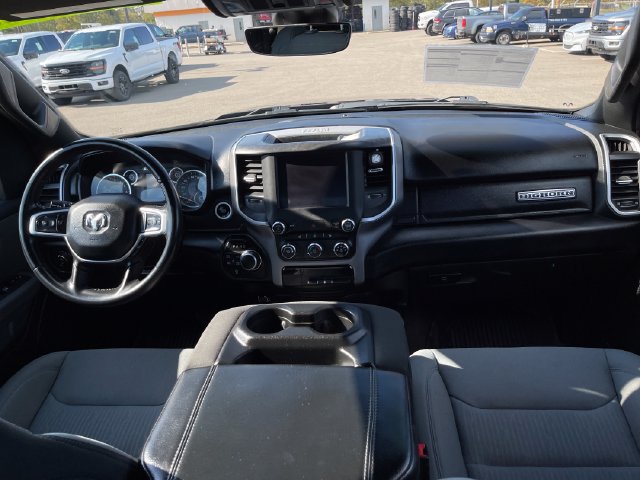 Used 2023 RAM 1500 Big Horn AWD/4WD image 30