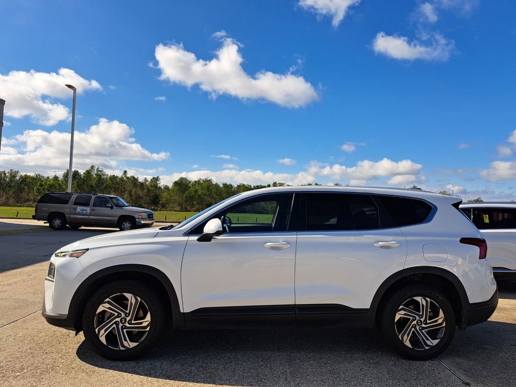 Used 2023 Hyundai Santa Fe SE image 10