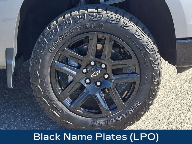 Used 2023 Chevrolet Silverado 1500 Custom Trail Boss w/ LPO, Dark Essentials Package AWD/4WD image 28