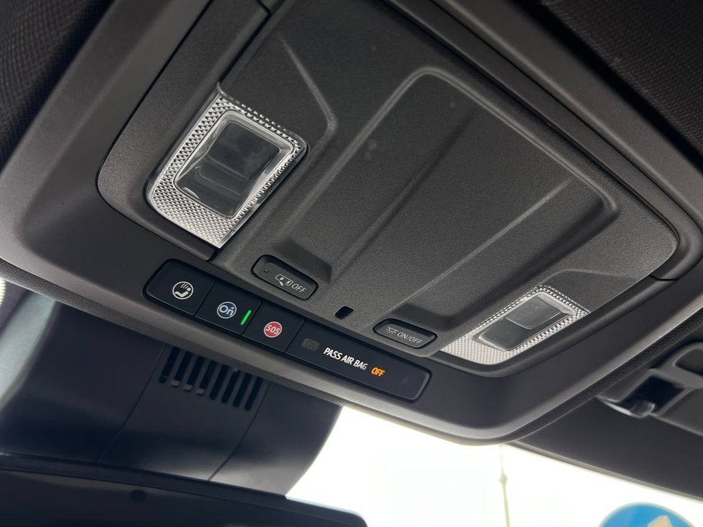 Used 2025 GMC Sierra 1500 SLT RWD image 47