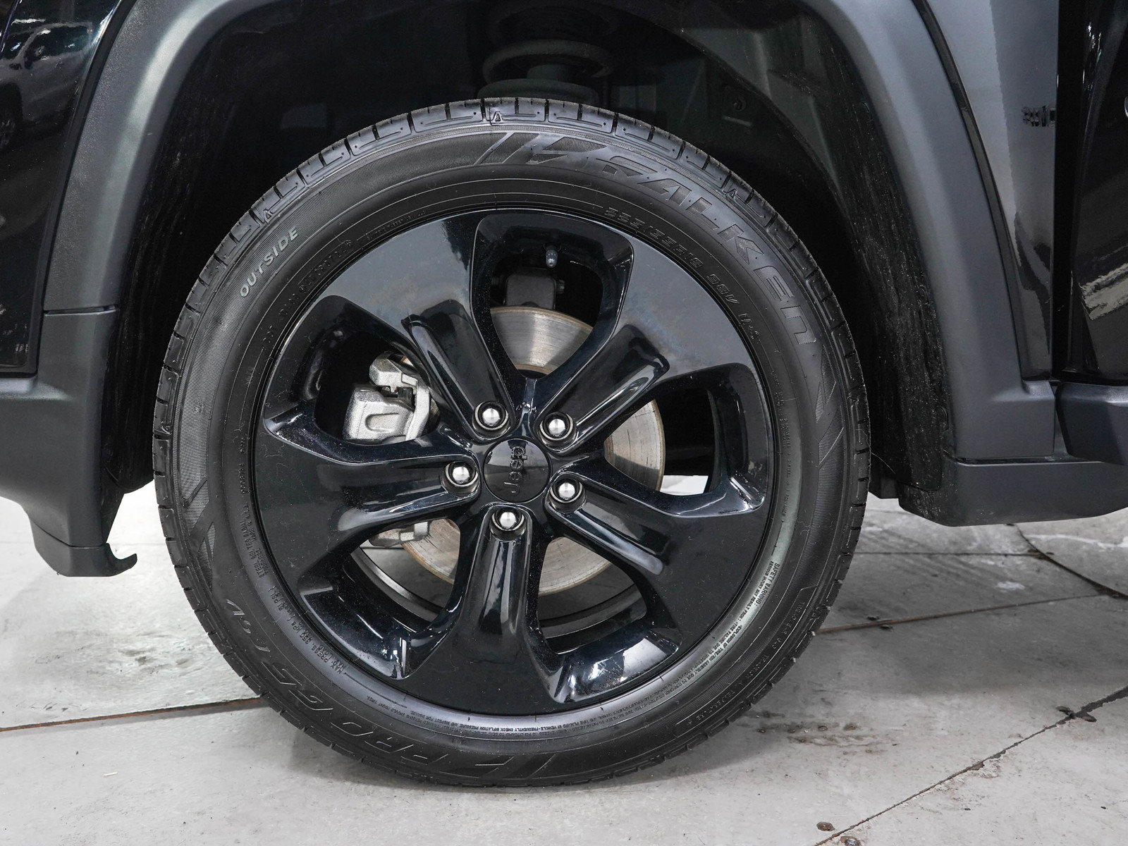Used 2021 Jeep Compass Latitude AWD/4WD image 29