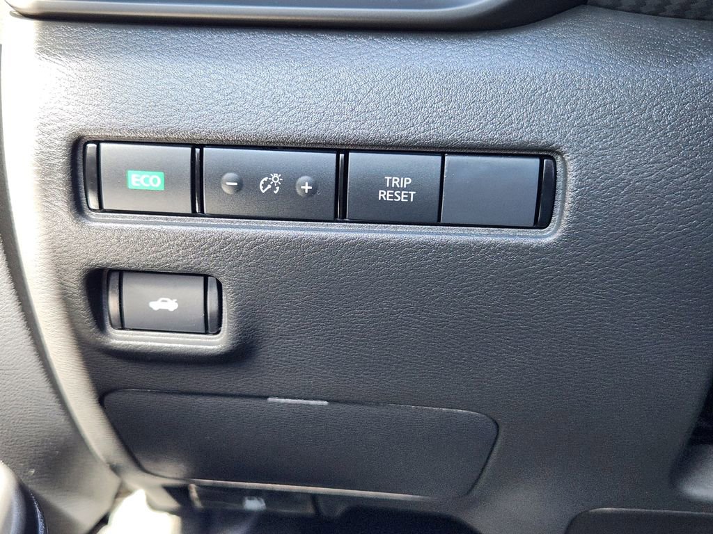 Used 2025 Nissan Sentra S image 25