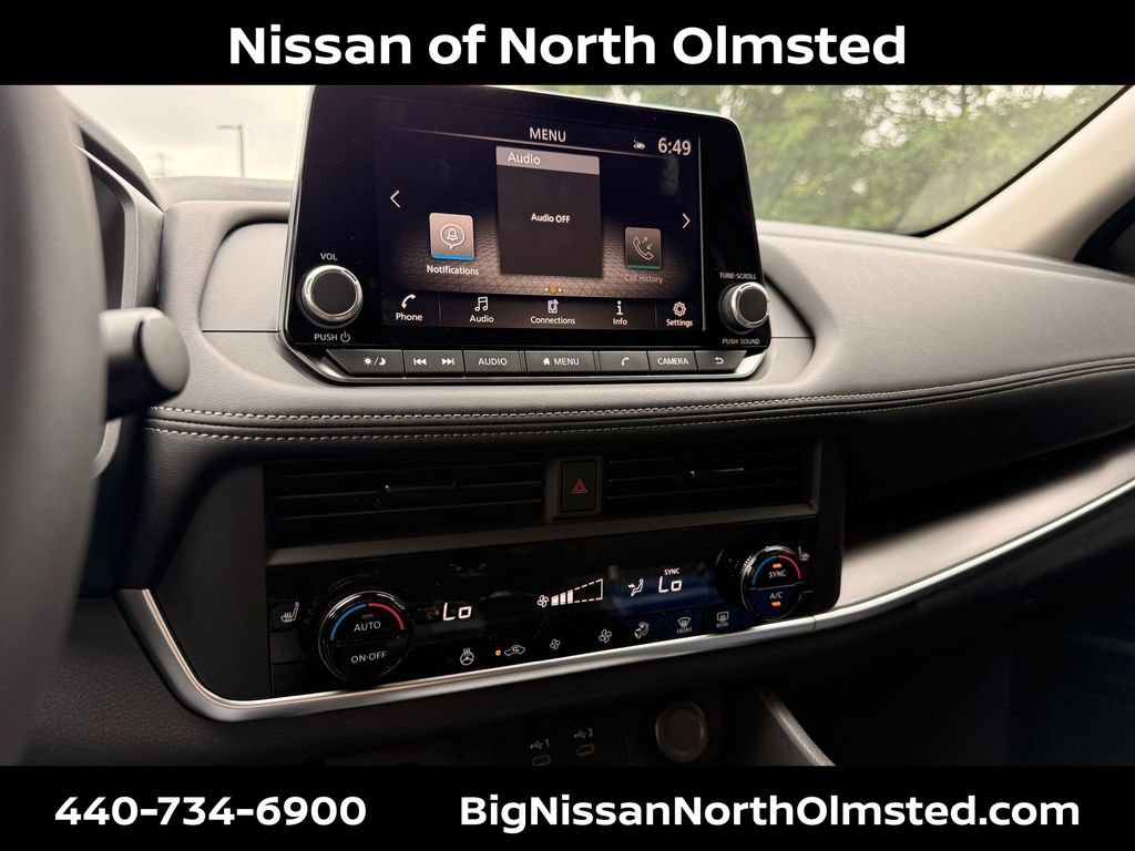 New 2026 Nissan Rogue Dark Armor AWD/4WD image 16
