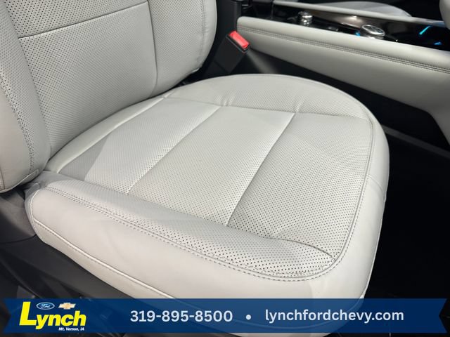 New 2026 Ford Explorer Platinum w/ LUX Leather Package AWD/4WD image 10