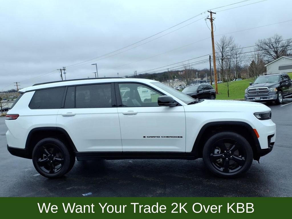 Used 2021 Jeep Grand Cherokee L Laredo image 7