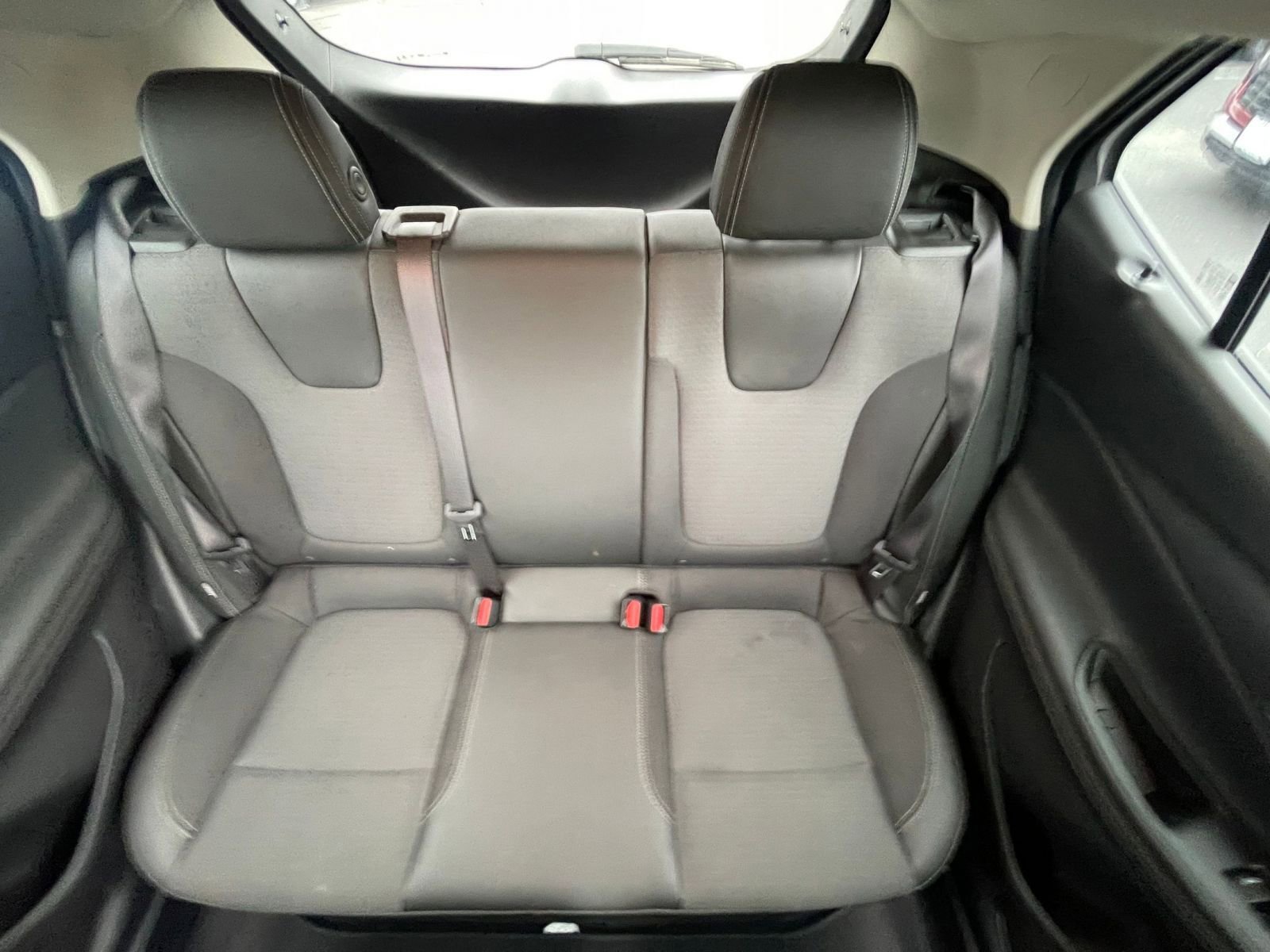 Used 2025 Buick Encore GX Preferred image 32