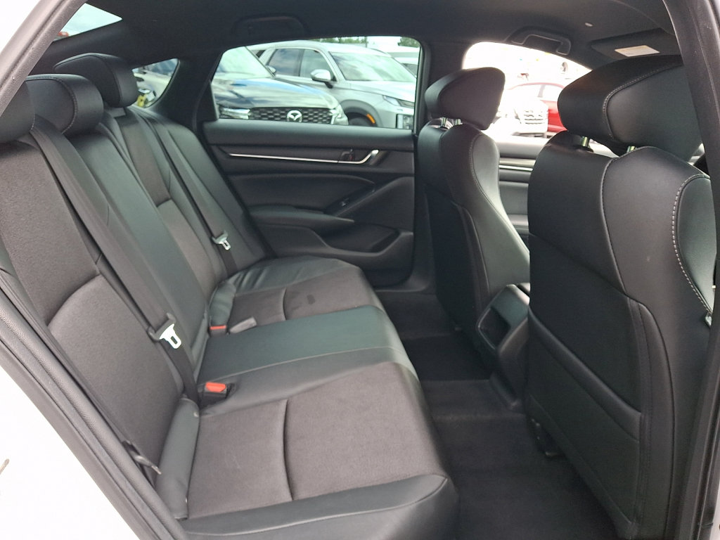 Used 2019 Honda Accord Sport image 15