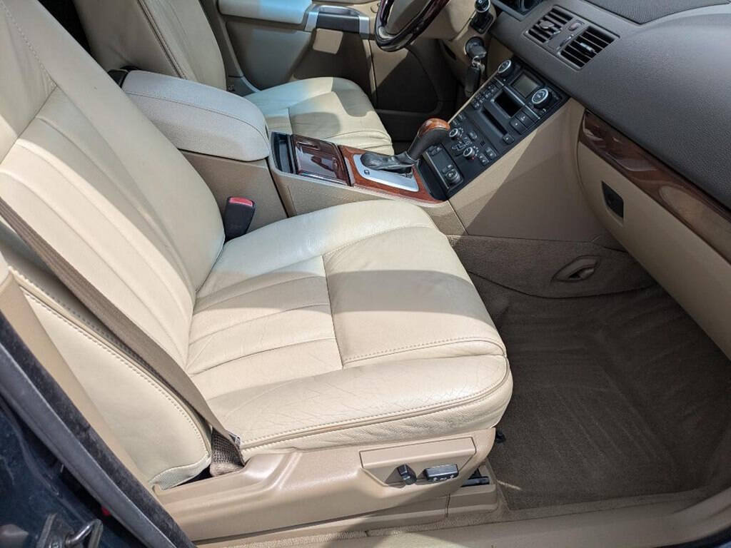 Used 2014 Volvo XC90 3.2 w/ Climate Package AWD/4WD image 15