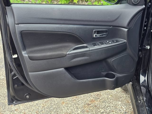 Used 2022 Mitsubishi Outlander Sport LE AWD/4WD image 10