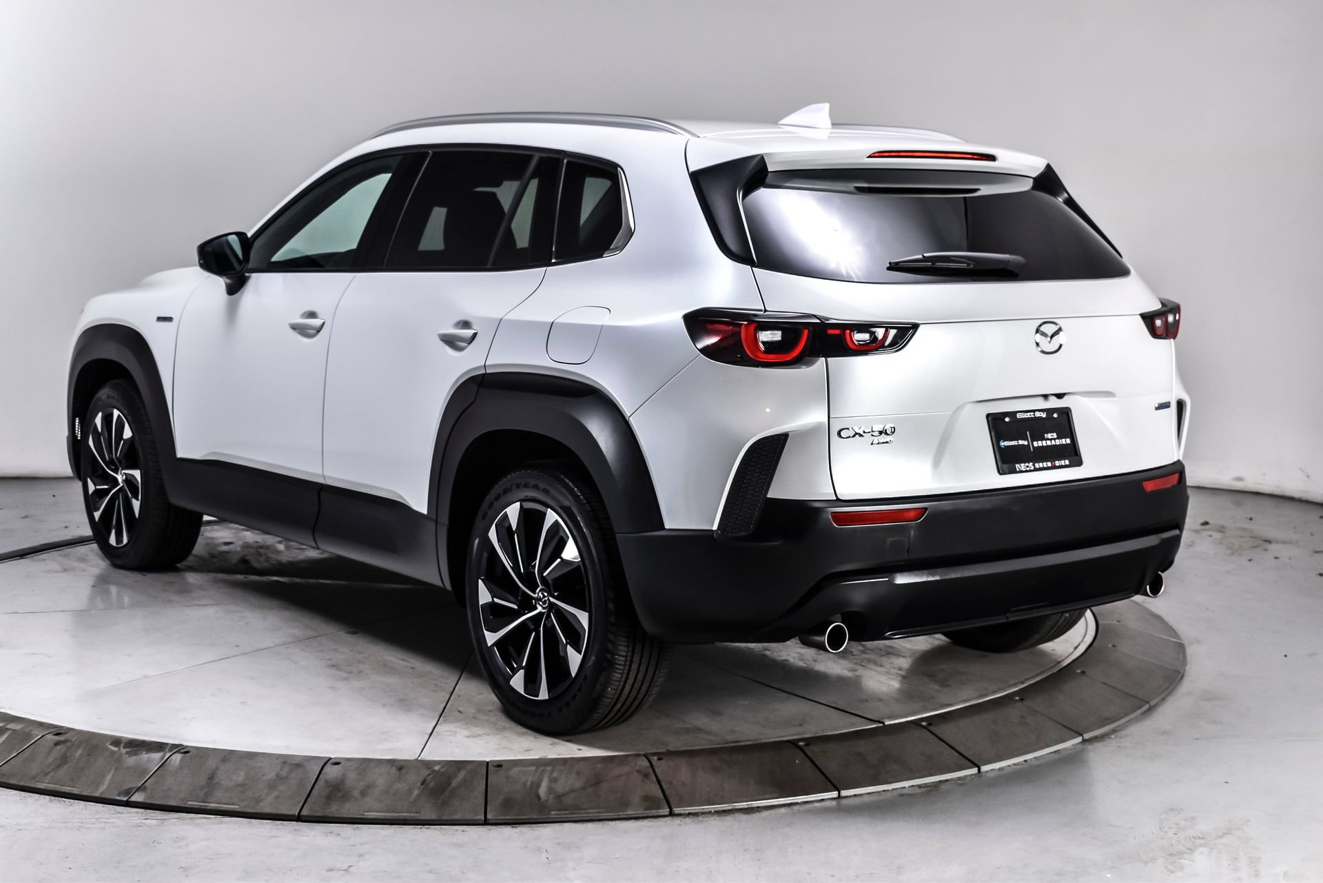 Used 2025 MAZDA CX-50 2.5 Hybrid w/ Premium Plus Pkg AWD/4WD image 4