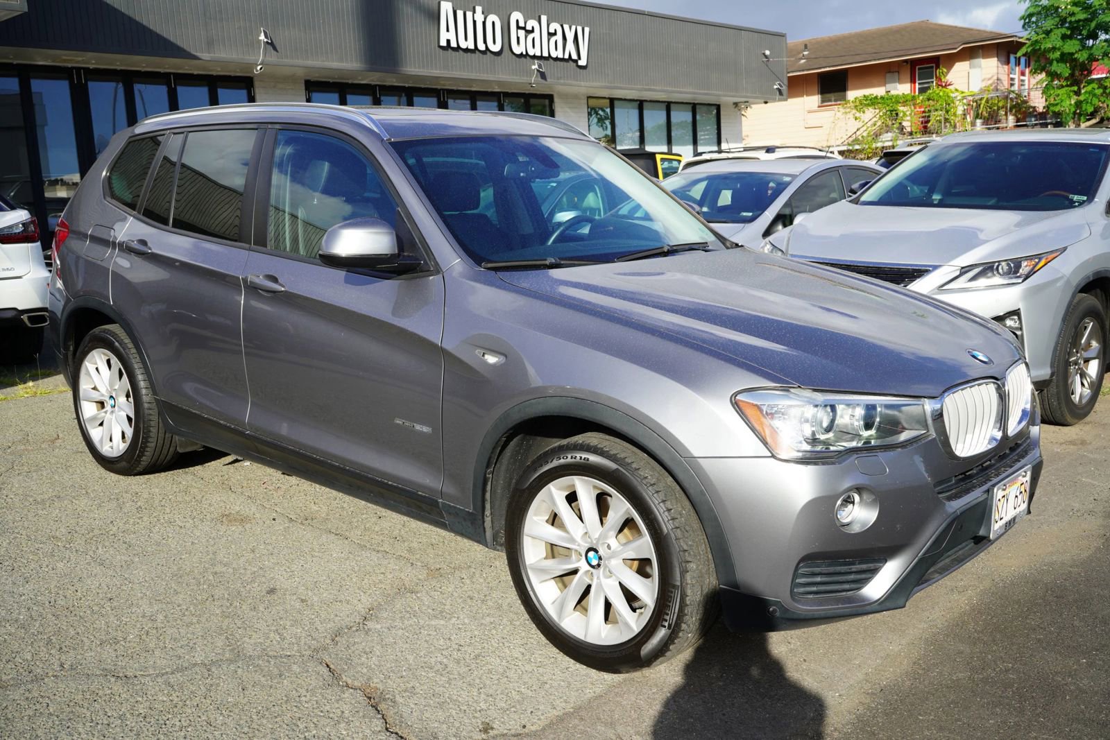 Used 2017 BMW X3 sDrive28i RWD image 3