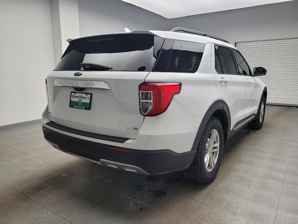 Used 2020 Ford Explorer XLT w/ Equipment Group 202A image 9