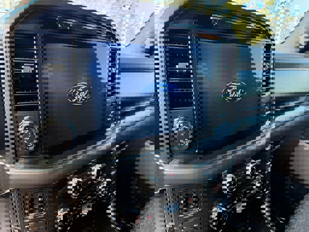 Used 2025 Ford F150 Tremor w/ Tow/Haul Package image 15