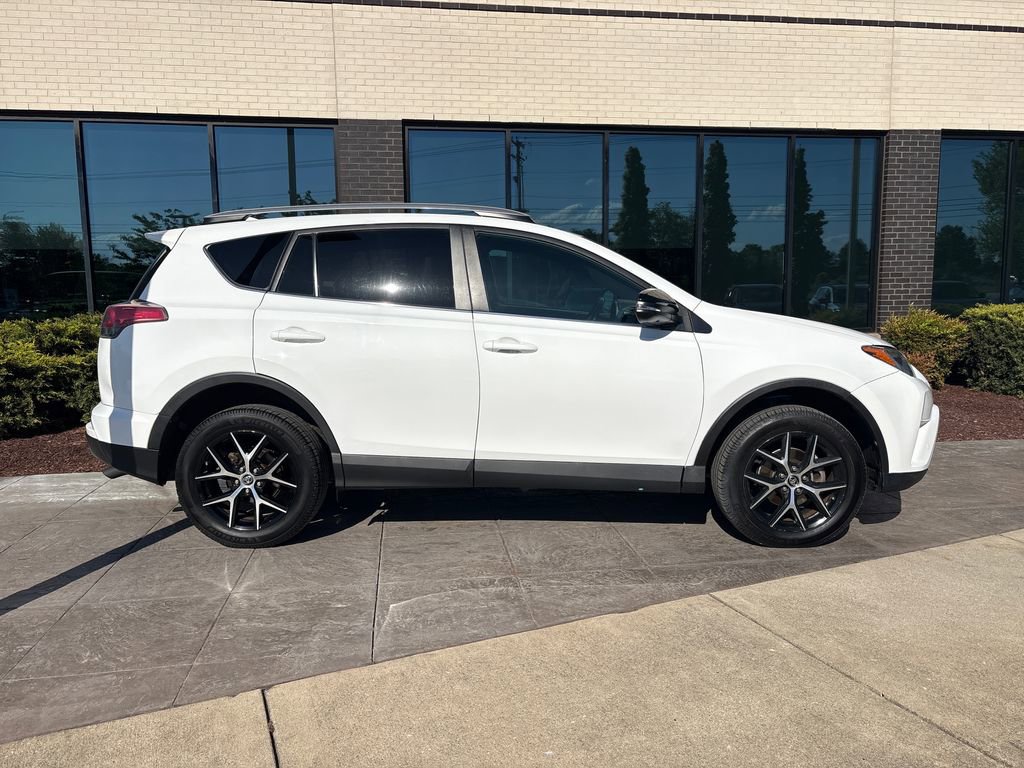 Used 2017 Toyota RAV4 SE w/ Advanced Technology Package AWD/4WD image 2