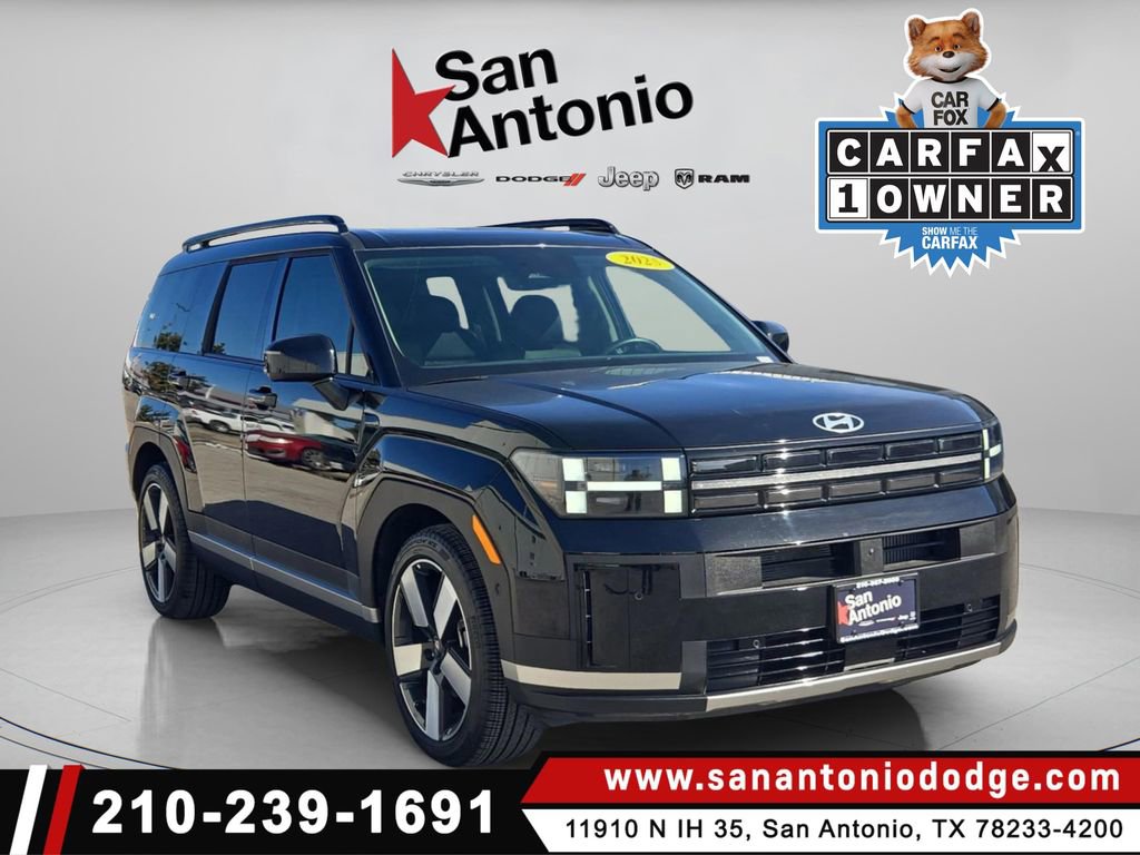 Used 2025 Hyundai Santa Fe Limited image 1